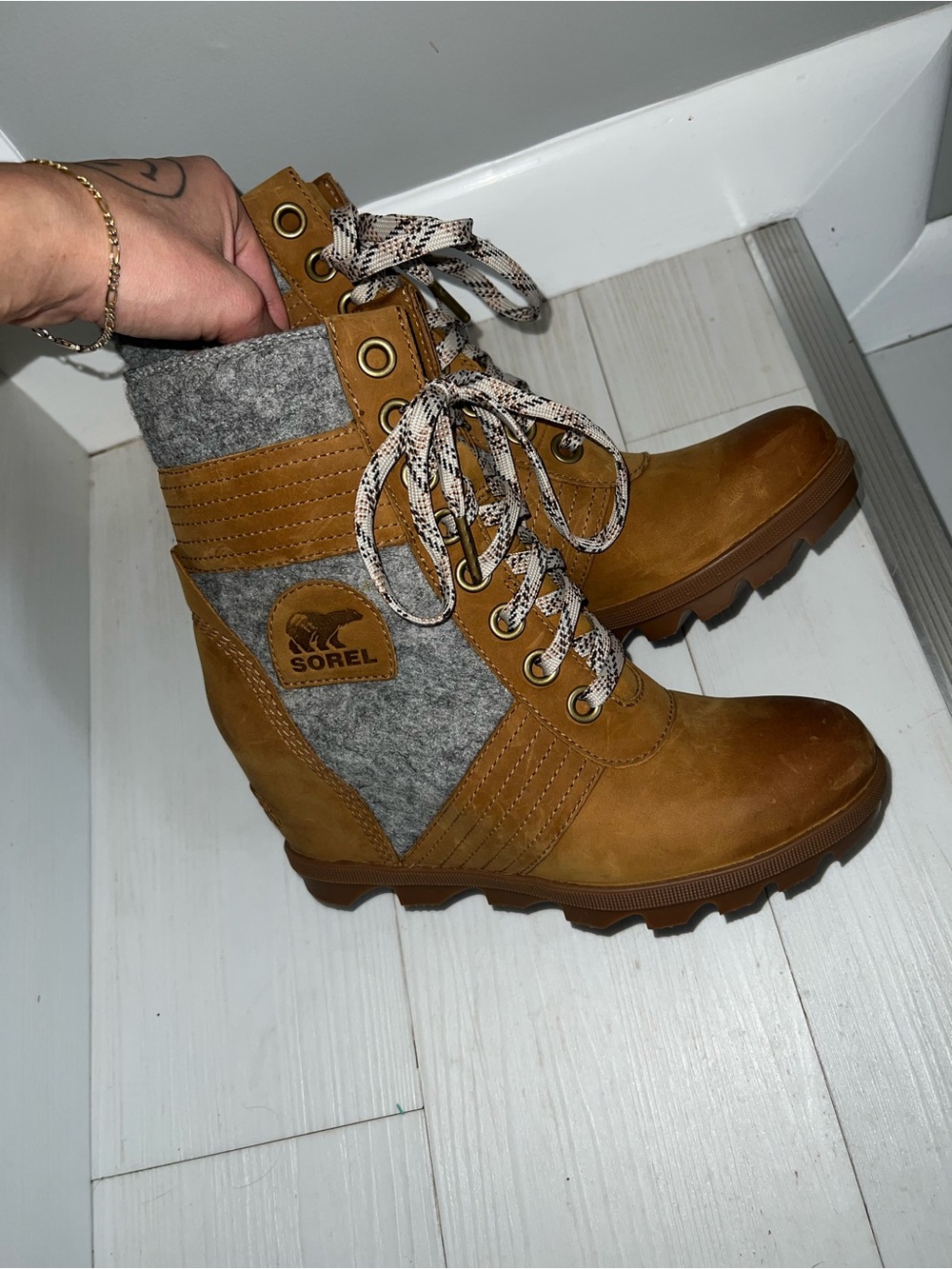 Sorel Women's Lexie Wedge Boots Size 6.5